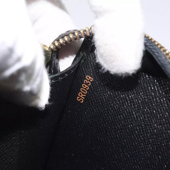 LOUIS VUITTON Epi Pochette Homme Clutch Bag Black Noir M52522 LV Auth mr1120 - Picture 15 of 16